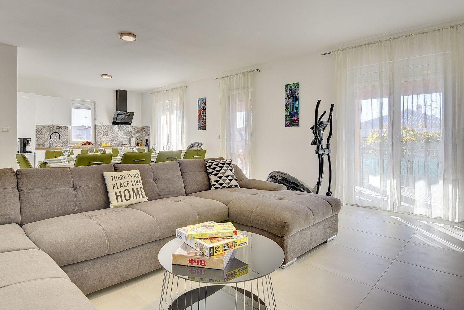 Holiday home Mit Privatem Pool, Spielplatz, Wlan, Klima, Bbq